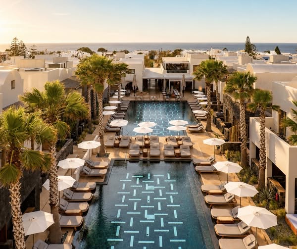 Broadway Travel | Low Cost Holiday Deals 2026/2027