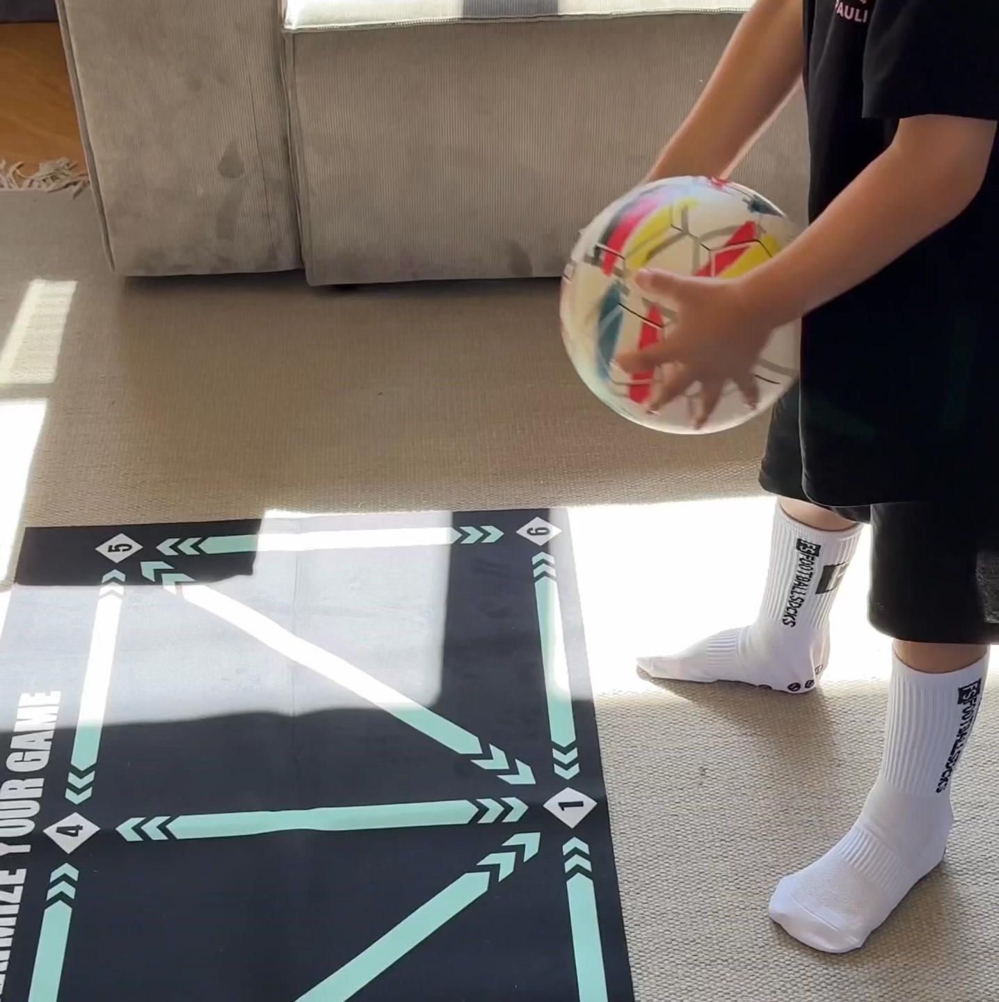 Gezieltes Techniktraining für kleine Fußballfans