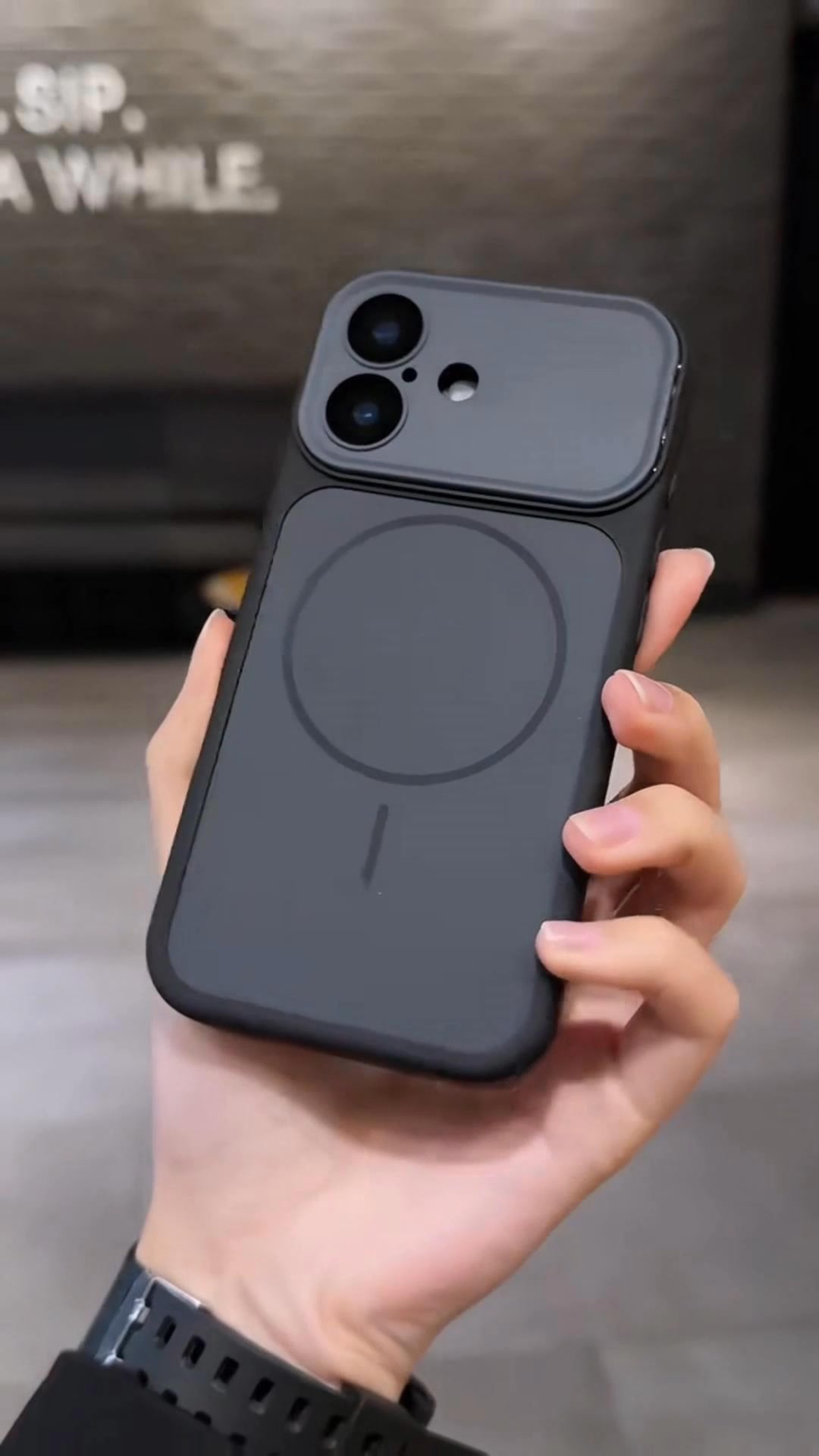 360° protection from scratches and drops