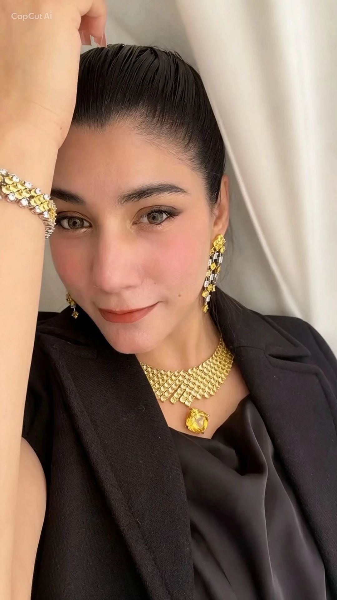 Anúncio de SayaBling Jewelry