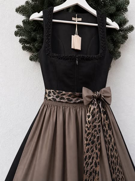Ihr Dirndl wartet schon auf Sie!