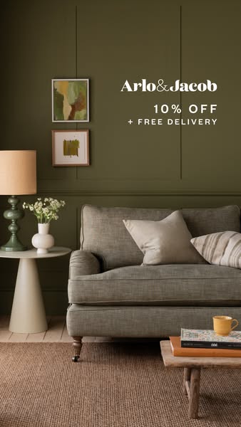 10% Off + Free Christmas Delivery