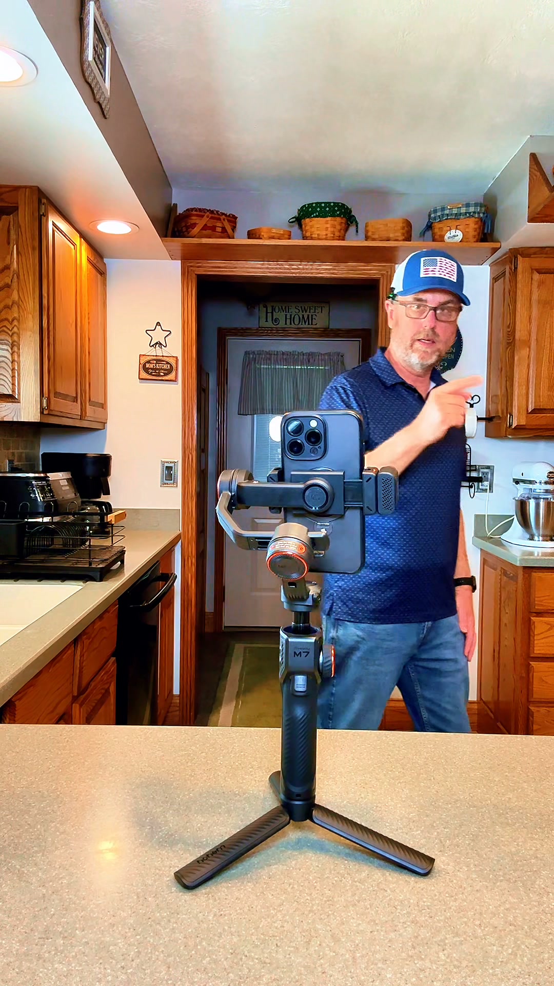 Hohem iSteady M7 | AI Tracking Gimbal