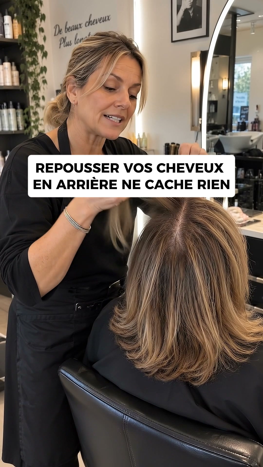 Refais-toi une queue de cheval.