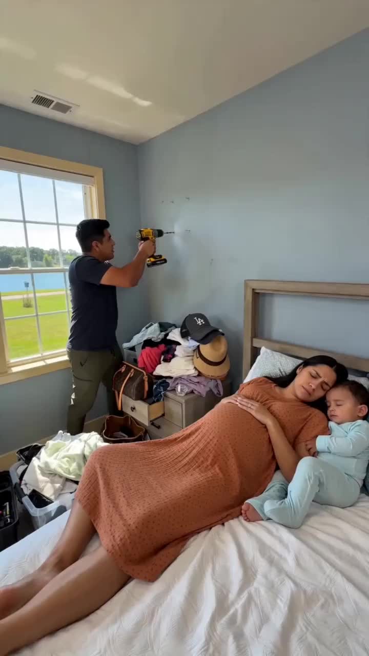 Free Adhesive Wall Hooks