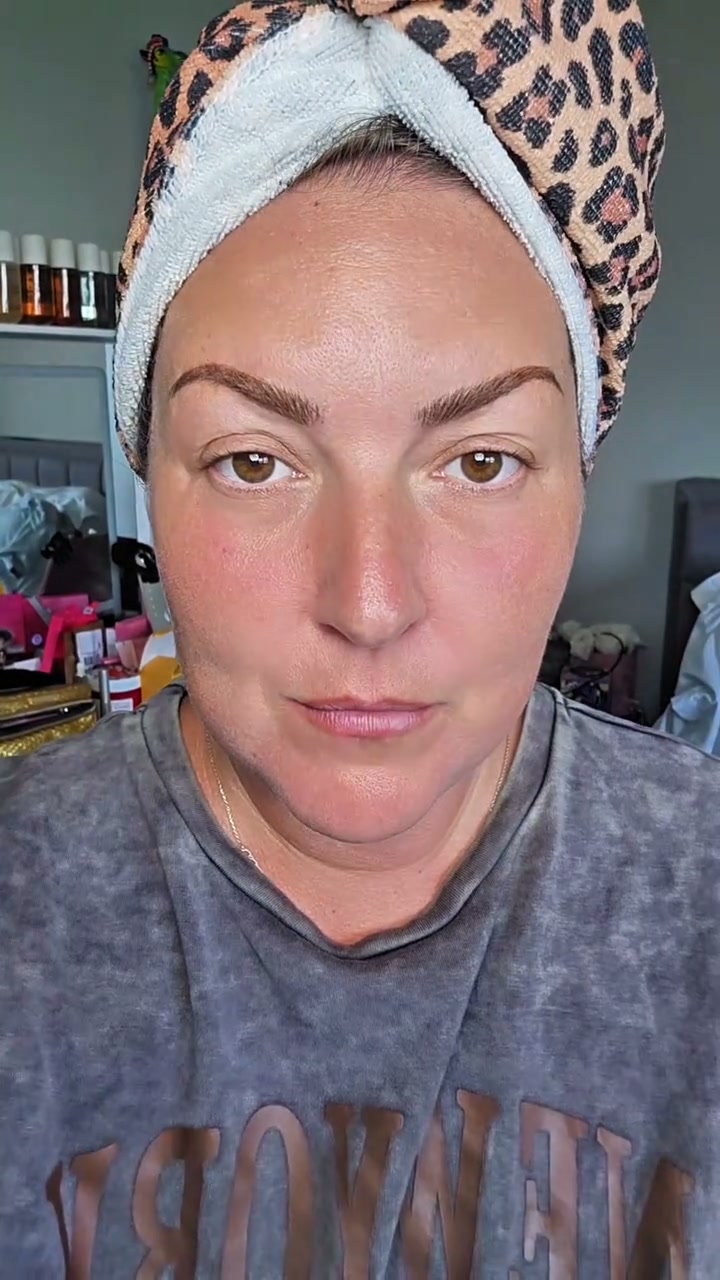 Silk-Smooth Skincare – Elevate Your Daily Routine with This Peptide EGF Toner