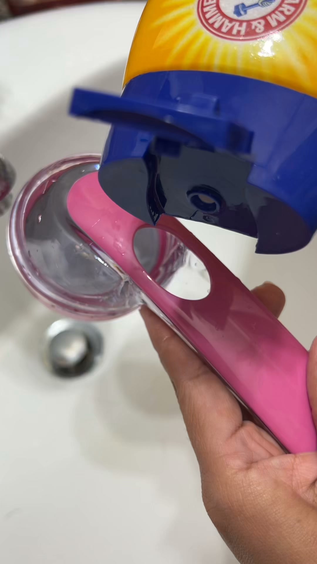 Wassen, borstelen & masseren in één simpele beweging!