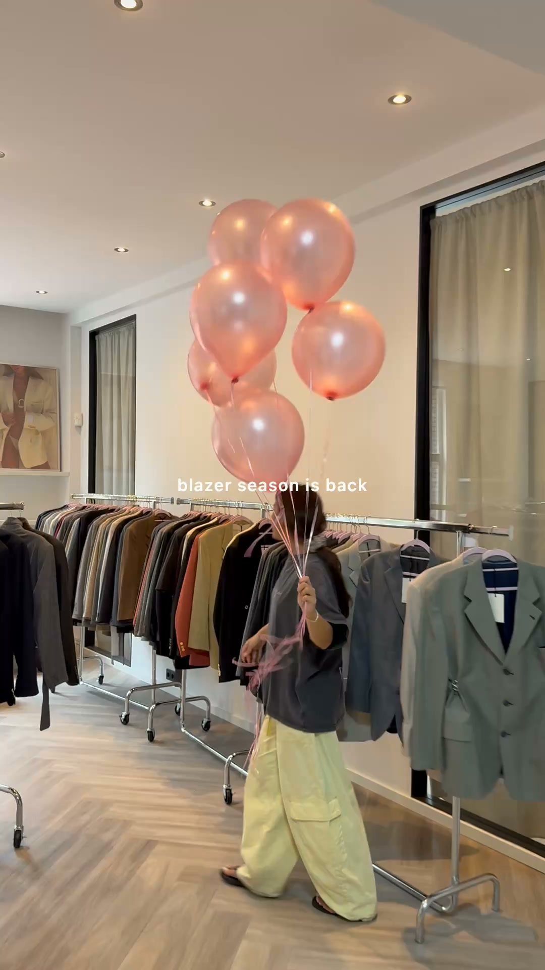 Anúncio de Gaya Collections