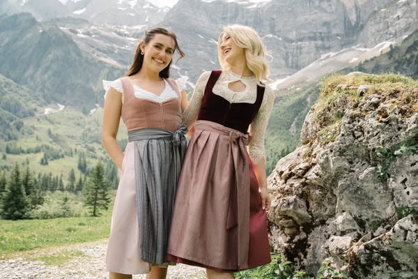 Midi Dirndl Marie & Lilly