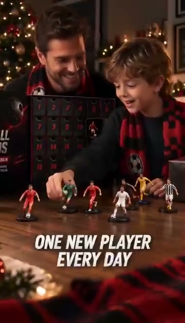 24 Days of Football Legends Advent Calendar | 24 Collectible Player Figures
