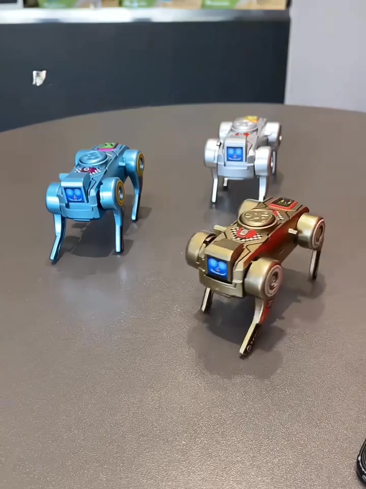 Rotating Mechanical Deforming Dog