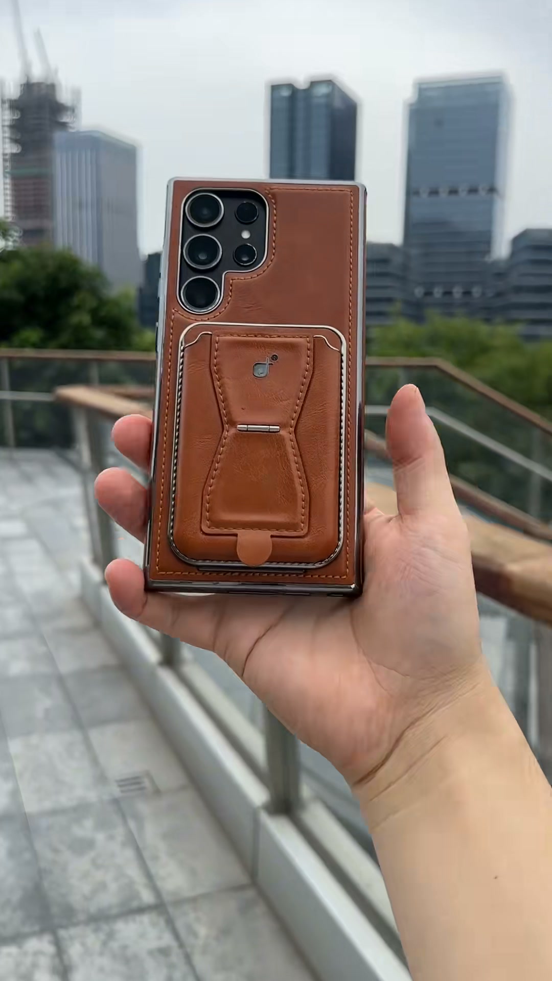 Leather Magnetic Bracket Wallet Drops