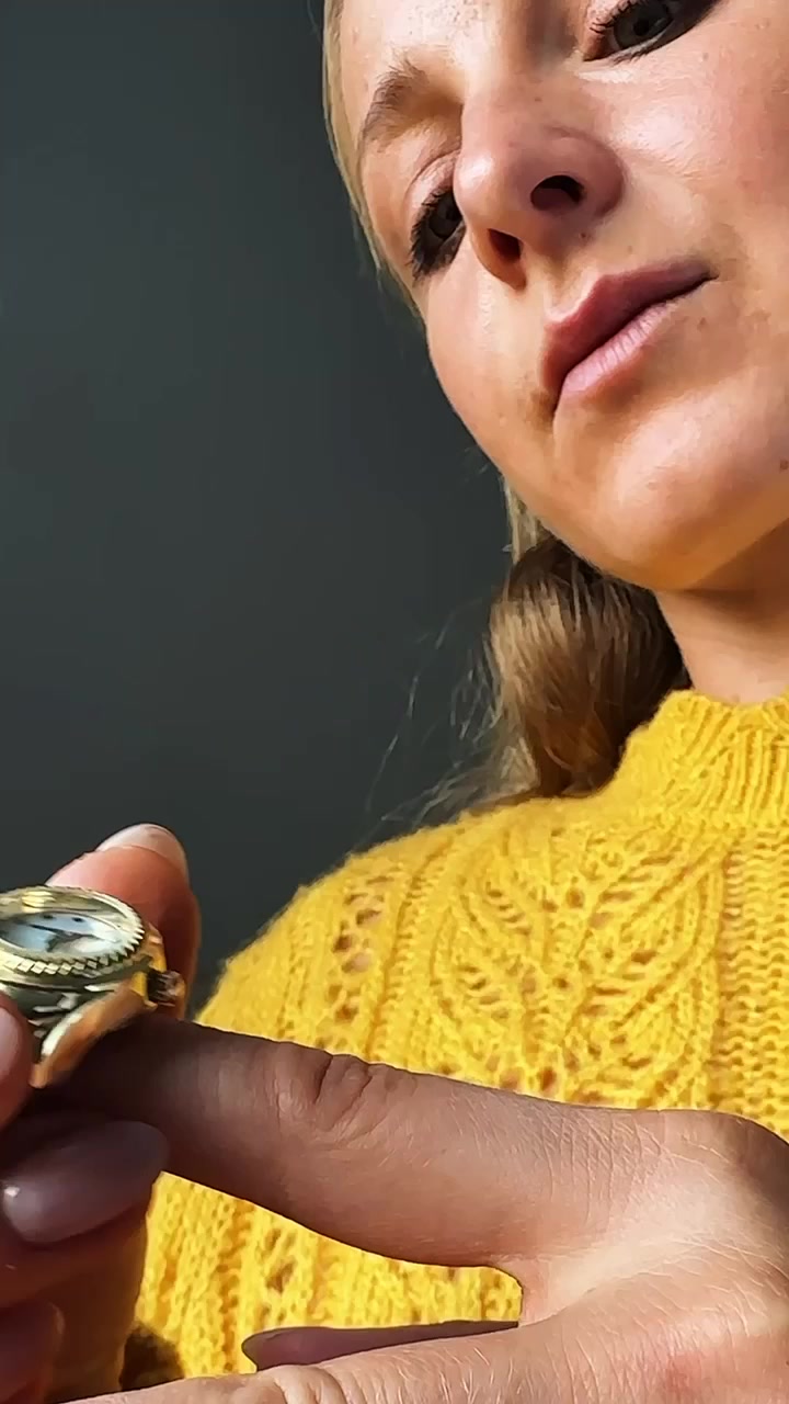 Vivienne Watch Ring
