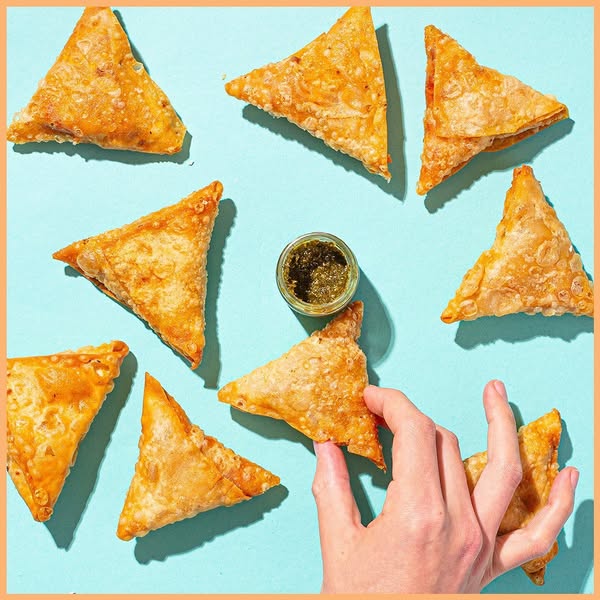 8 Samosas