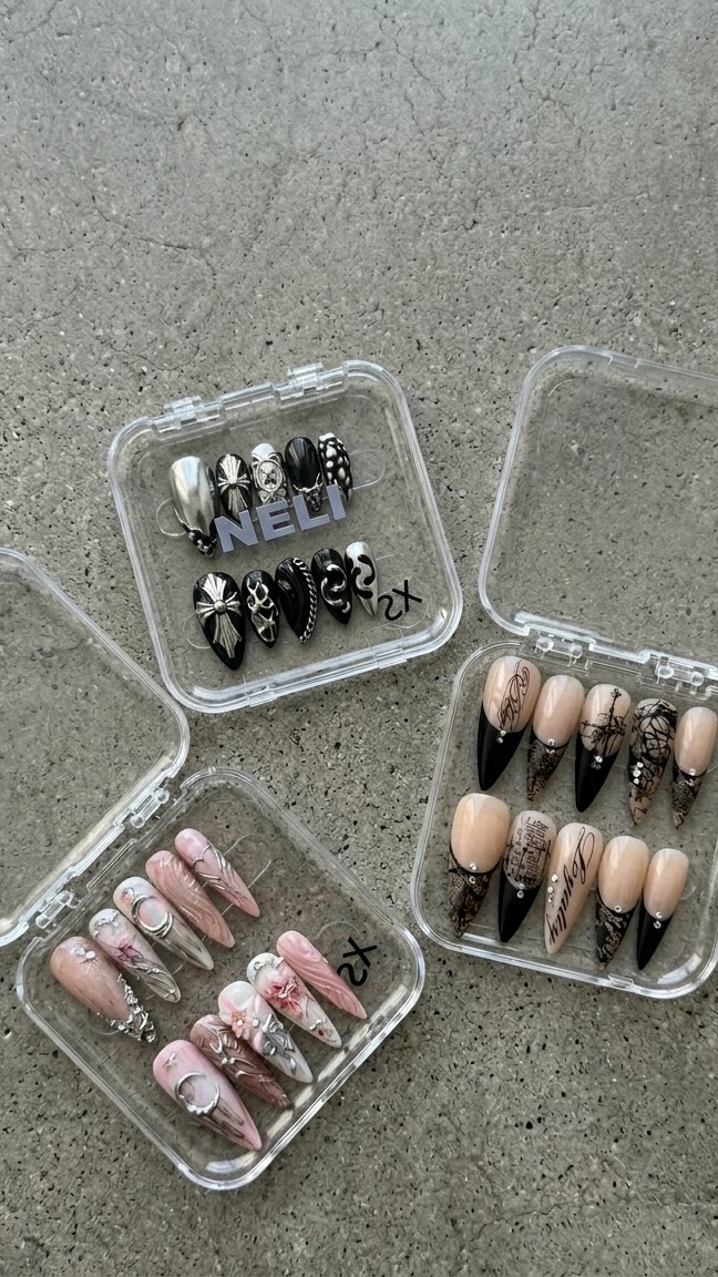 HANDMADE PRESS ON NAILS