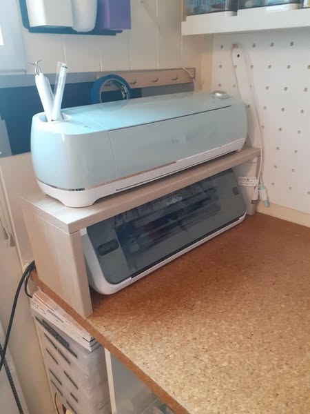 Read if you own a Cricut (this helps)