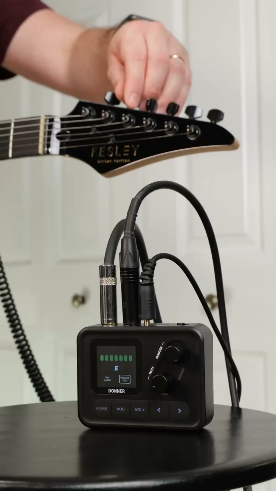 Portable Guitar Tone Machine-80 Presets, Amp Simulation & Recording Effects In Your Pocket
