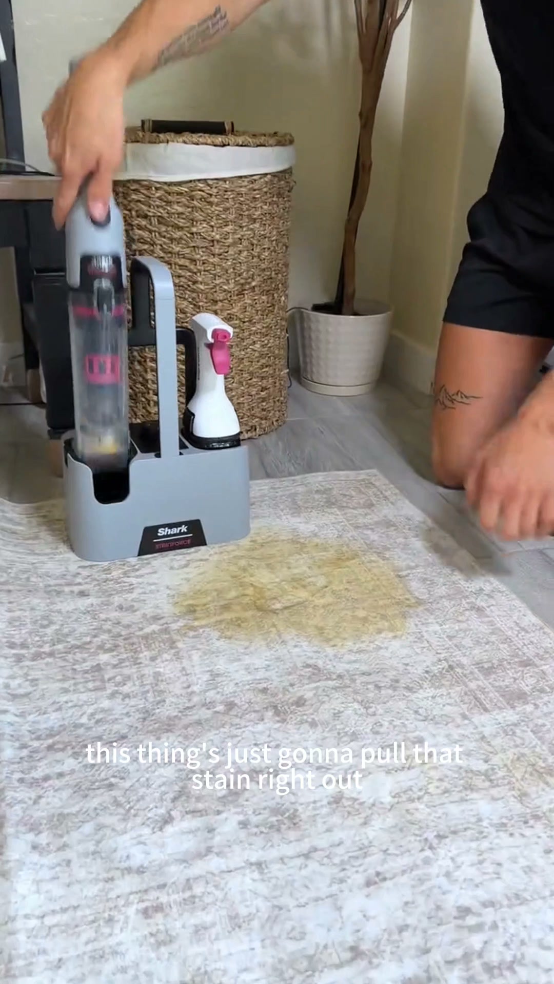 The Powerful Cordless Cleaner That Makes Stubborn Stains Disappear!