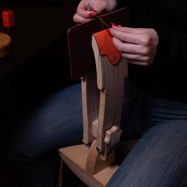 Big Size Leather Stitching Pony, Custom Text, Stitching Clamp, Leathercraft Saddle Stitching Tool