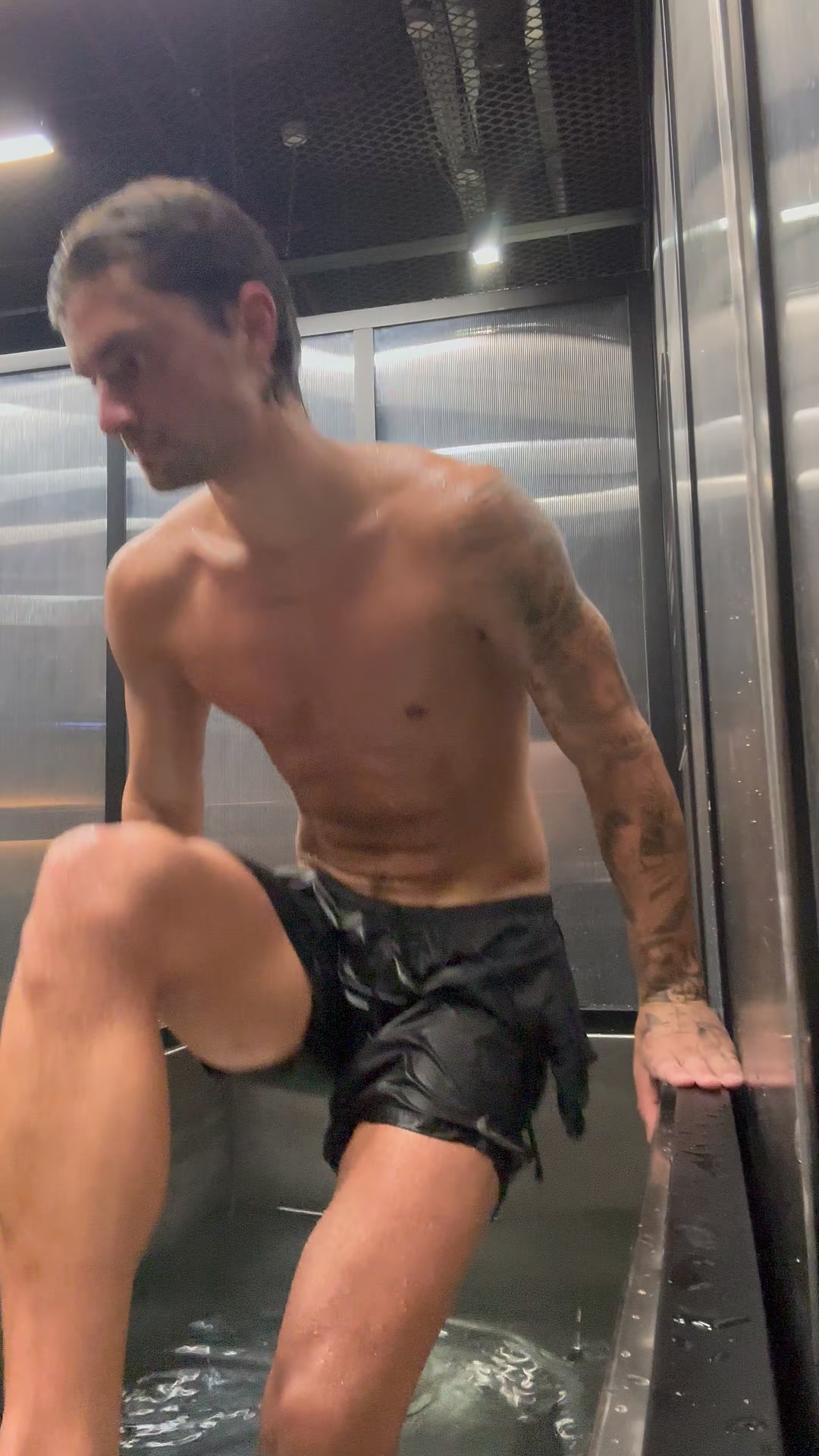 Same recovery as the ice bath. NONE of the suffering. £35.