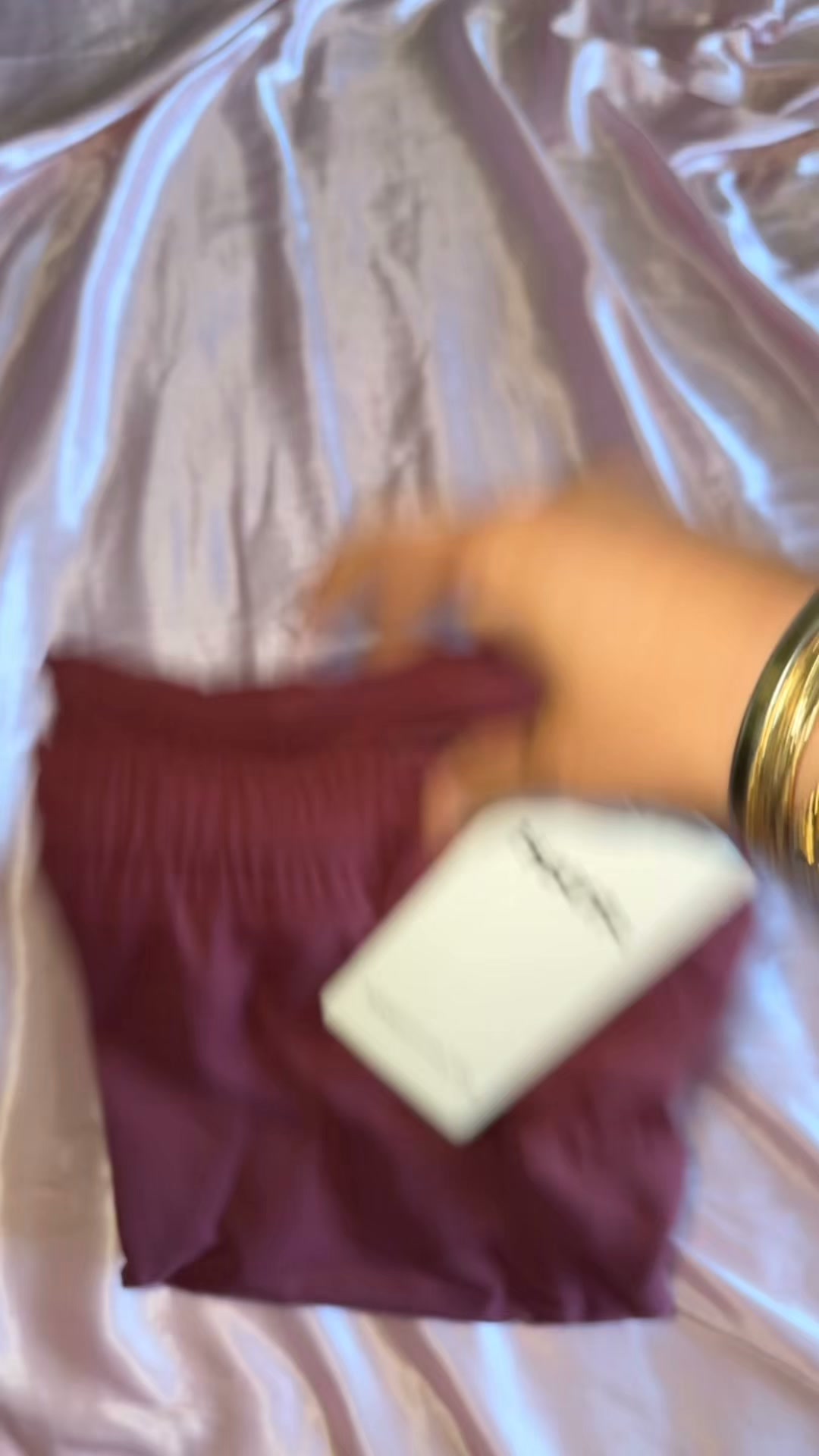 free gift + fast shipping