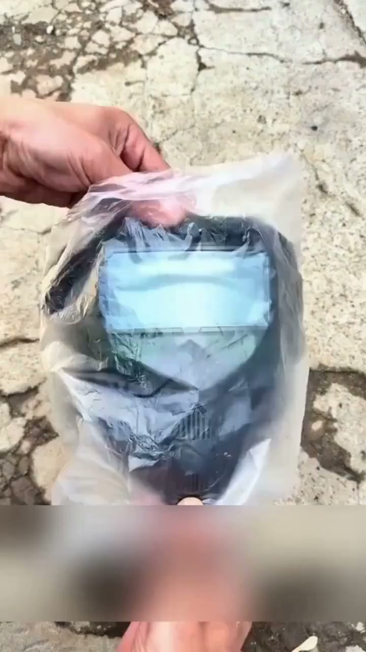 Anúncio de Aneedtienda