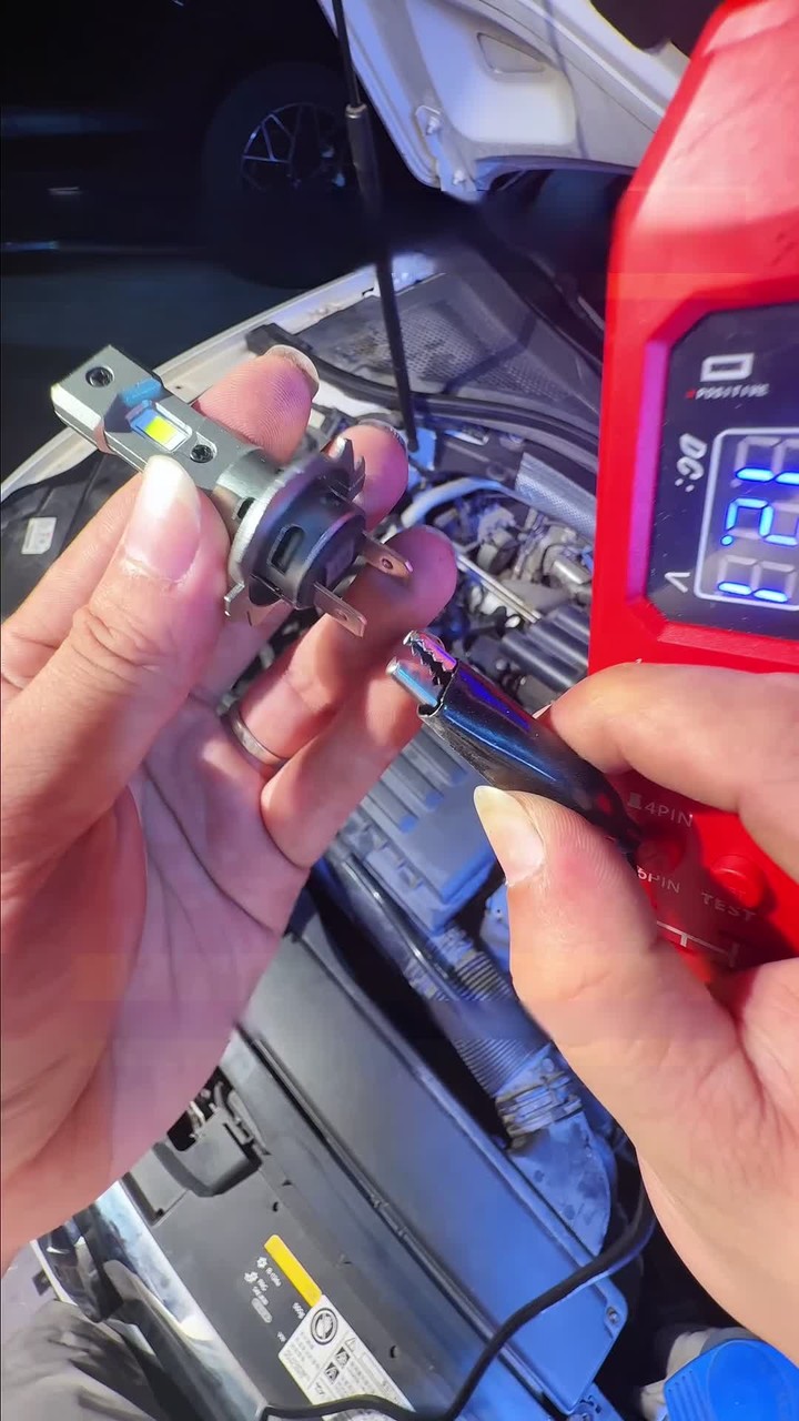 2-in-1 Automotive Circuit & Relay Tester