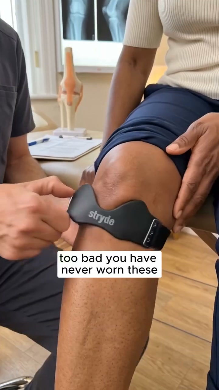 Knee Support That Doesn't Feel Like a Knee Brace — Finally, Comfort Meets Protection.
