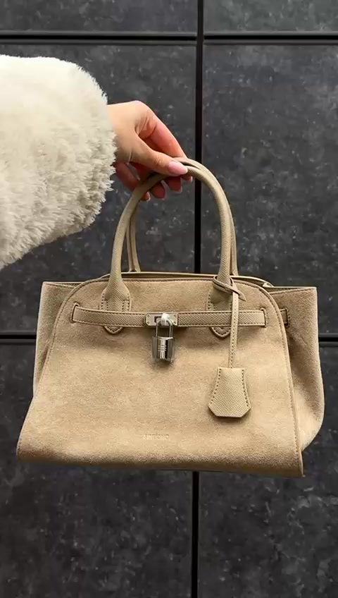 The person carrying it always seems to do it effortlessly.