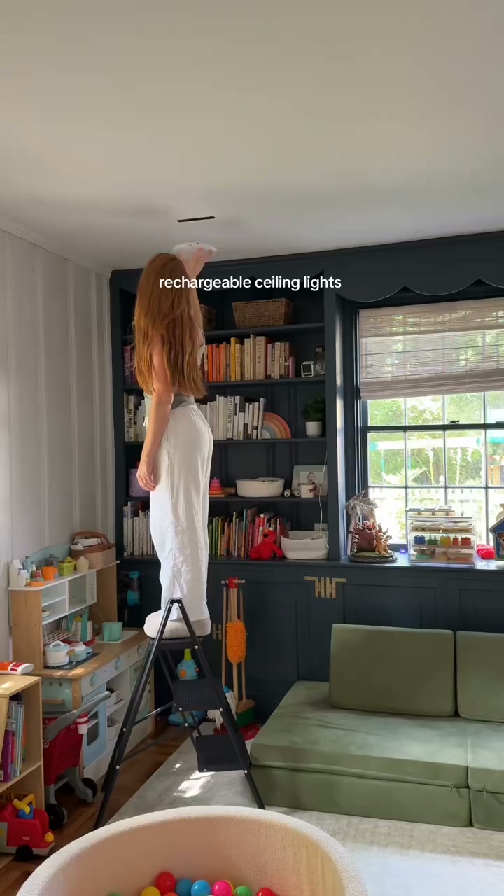 Smart, Wire-Free Motion Lighting