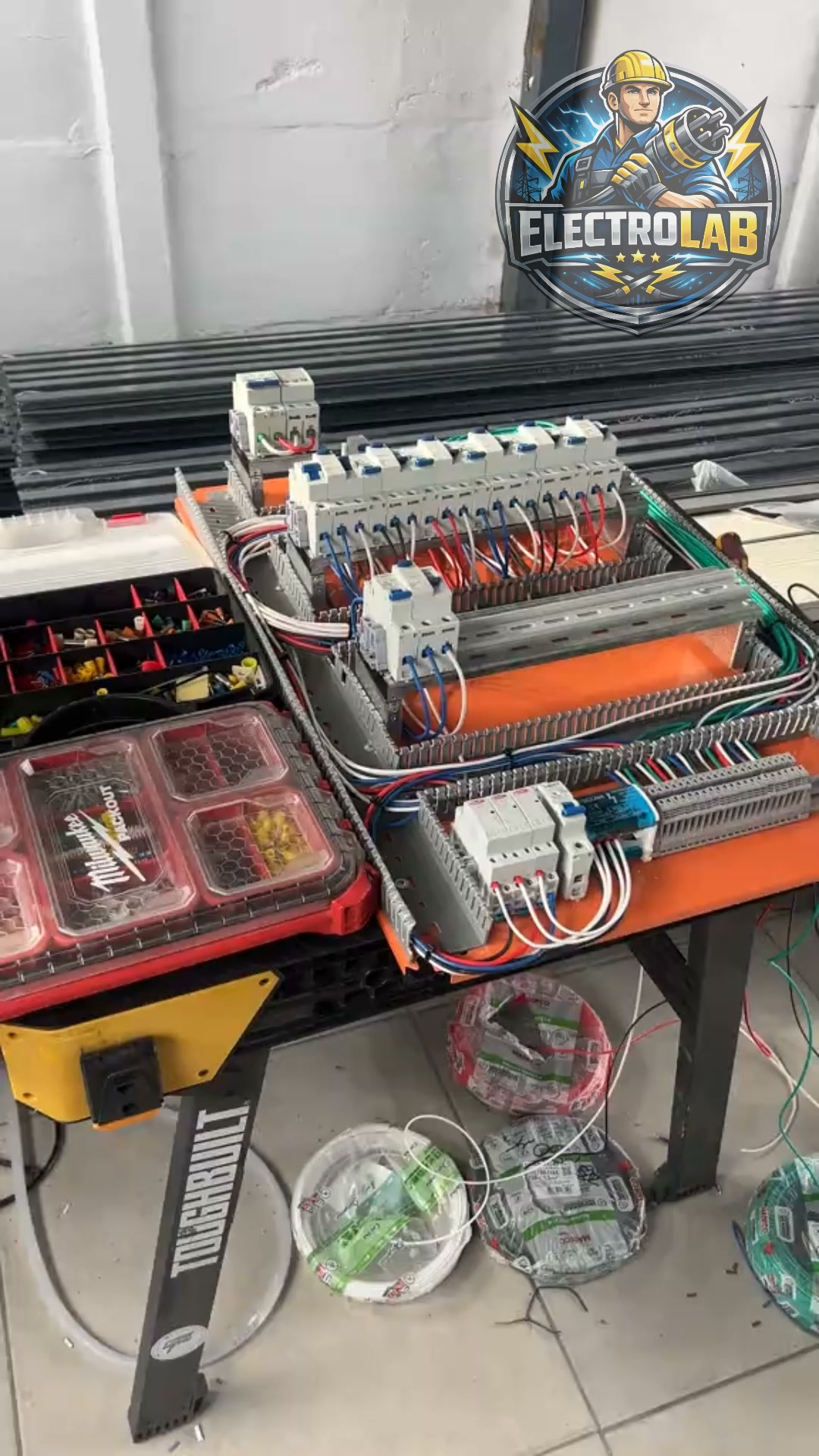 Toca aquí y mira el sistema por dentro