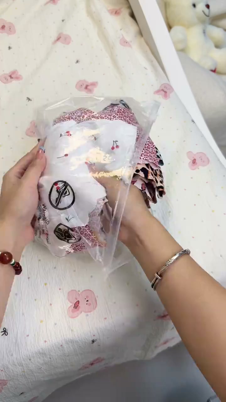Anúncio de Bombonds Lady