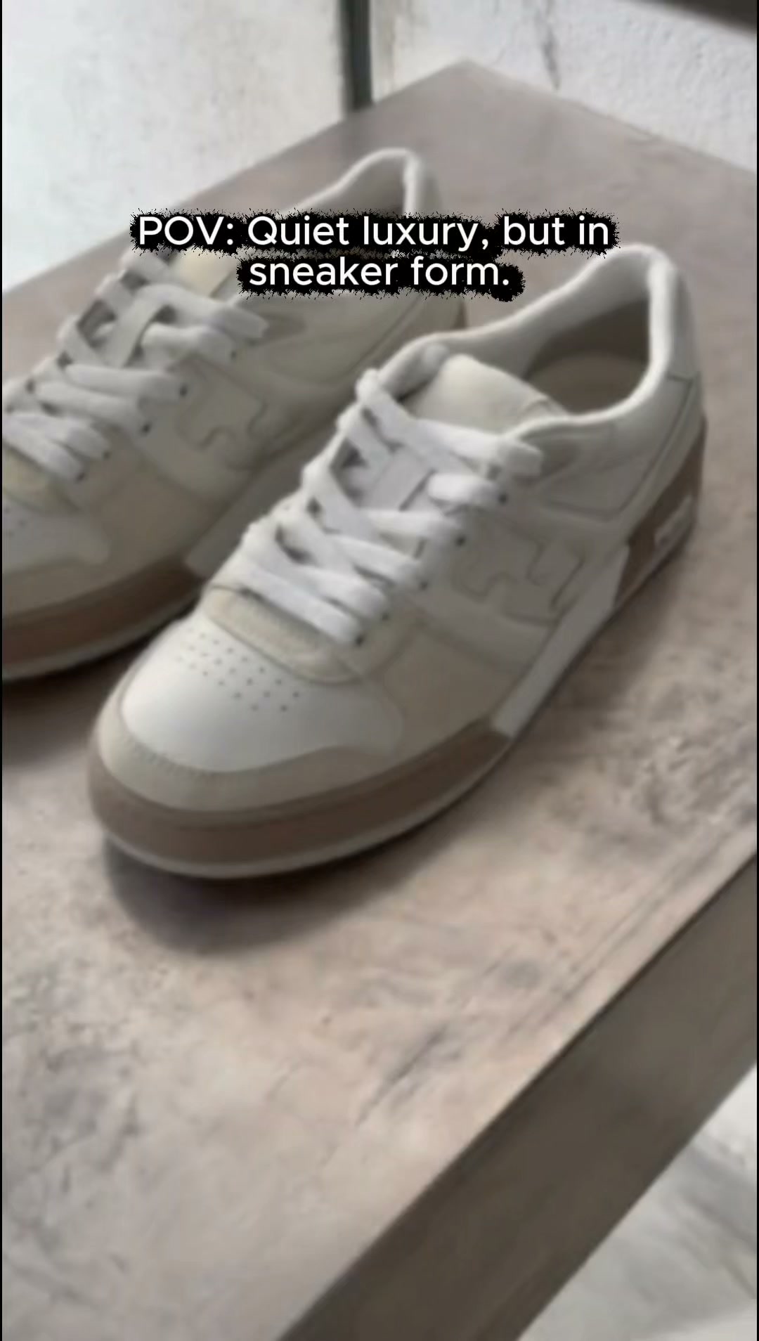 THE “LOOKS EXPENSIVE” CLOG