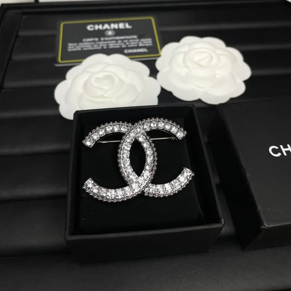 Premium Edition Brooch、Brooches Collection、CH*NEL Series、𝐁𝐫𝐨𝐨𝐜𝐡𝐞𝐬（𝐇）