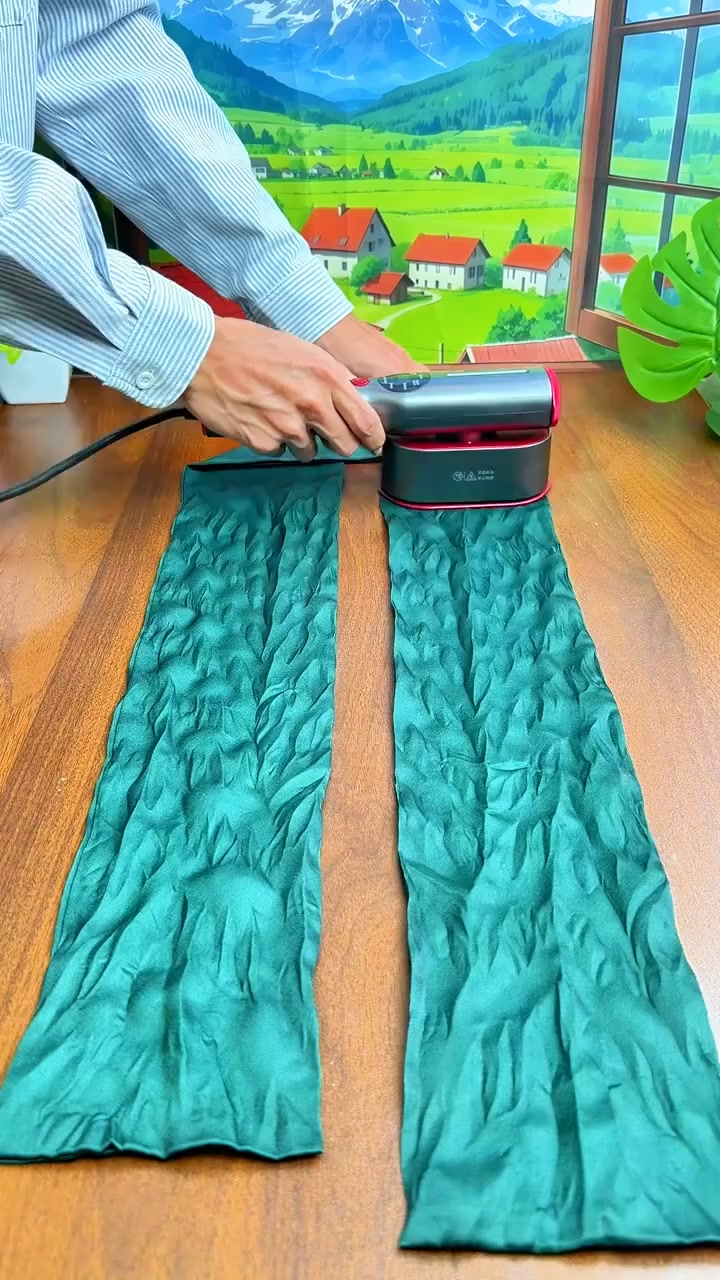 Limited-time 50% offPortable Mini Steam Iron