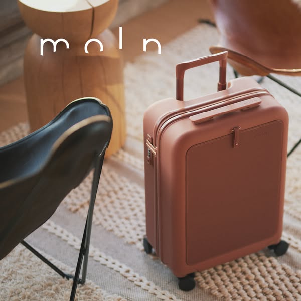 moln｜"Bag-like" Suitcases
