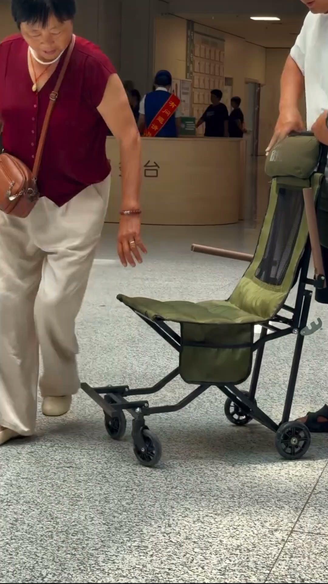 When walking is hard, sitting shouldn’t be.One chair cart. Every generation.