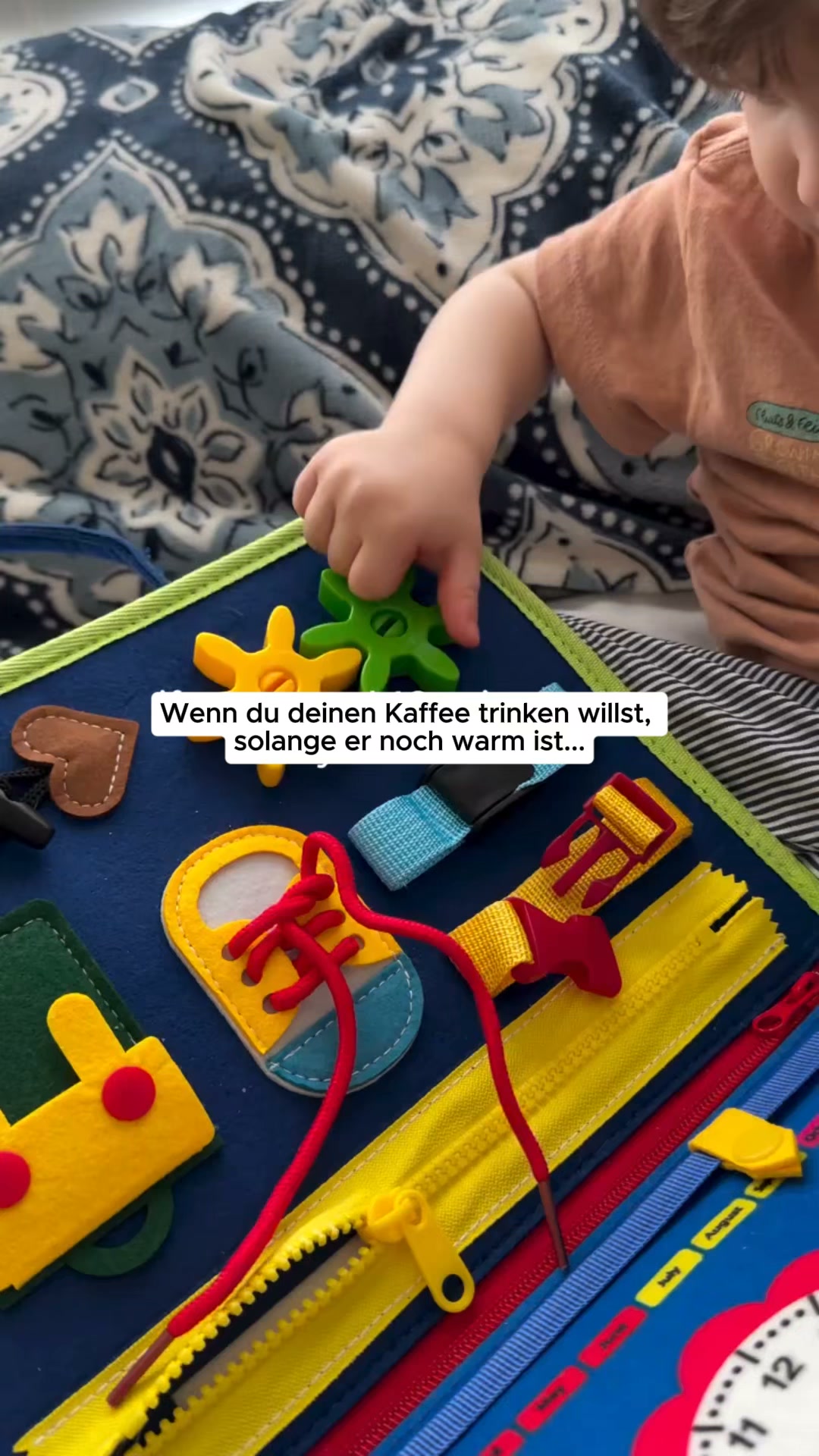 Bildschirmfreies Spielen, das Ruhe bringt