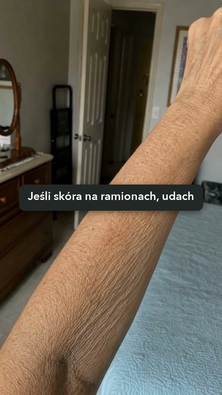 Kupiłam sukienkę z rękawami