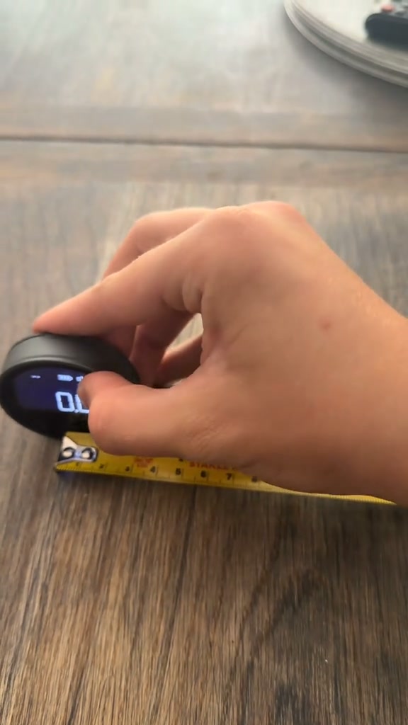 Digital Measuring Tape – Smart Electronic Ruler with LCD Display for Accurate Length Measurement