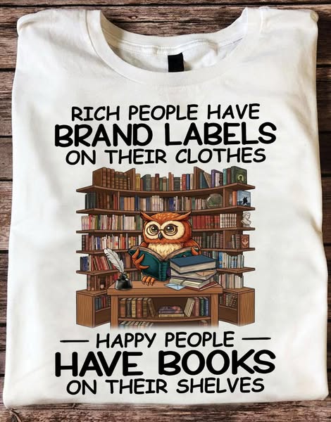 Anúncio de Book Lovers
