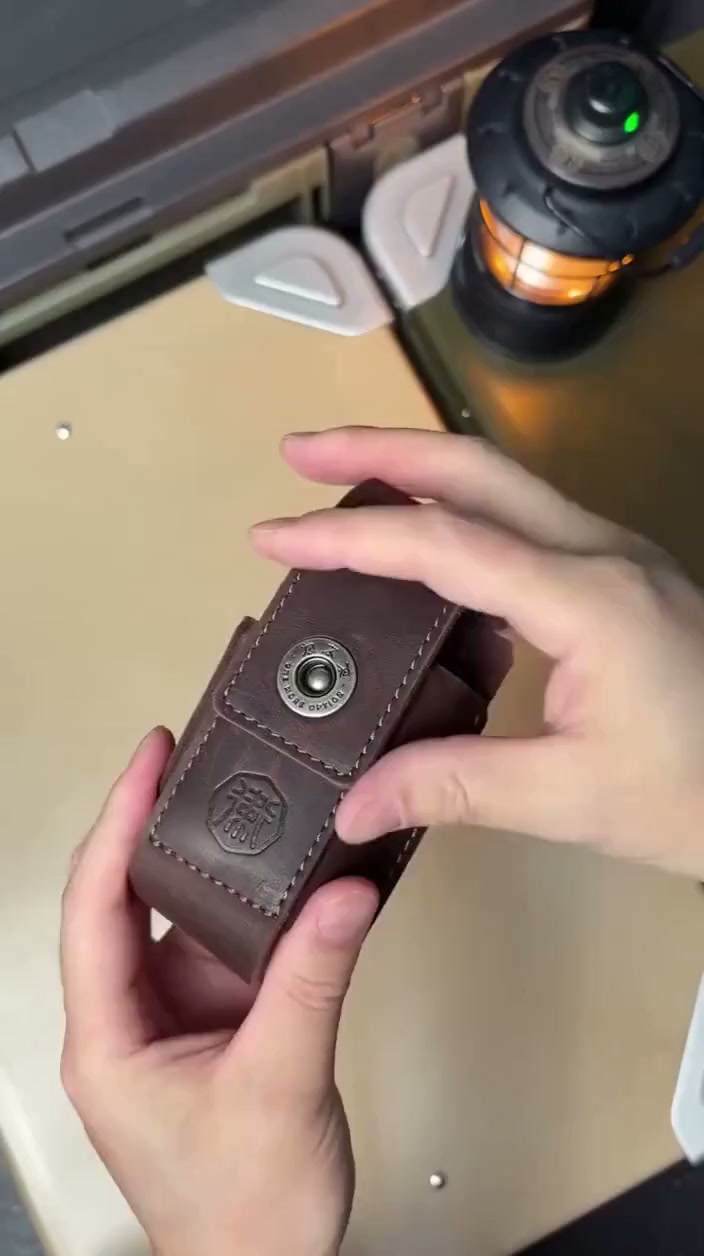 Tragbare faltbare Multifunktionszange mit Tasche