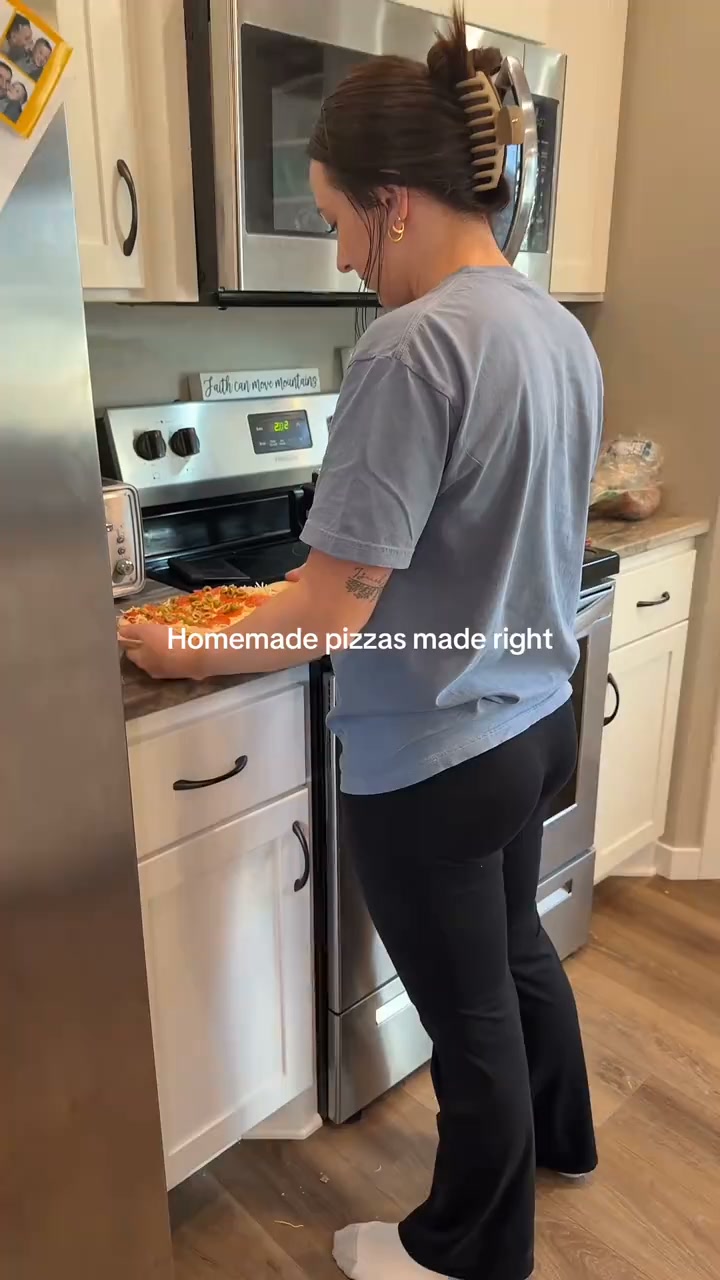 LAST‑DAY FLASH SALE 800°F Countertop Brick Pizza Oven