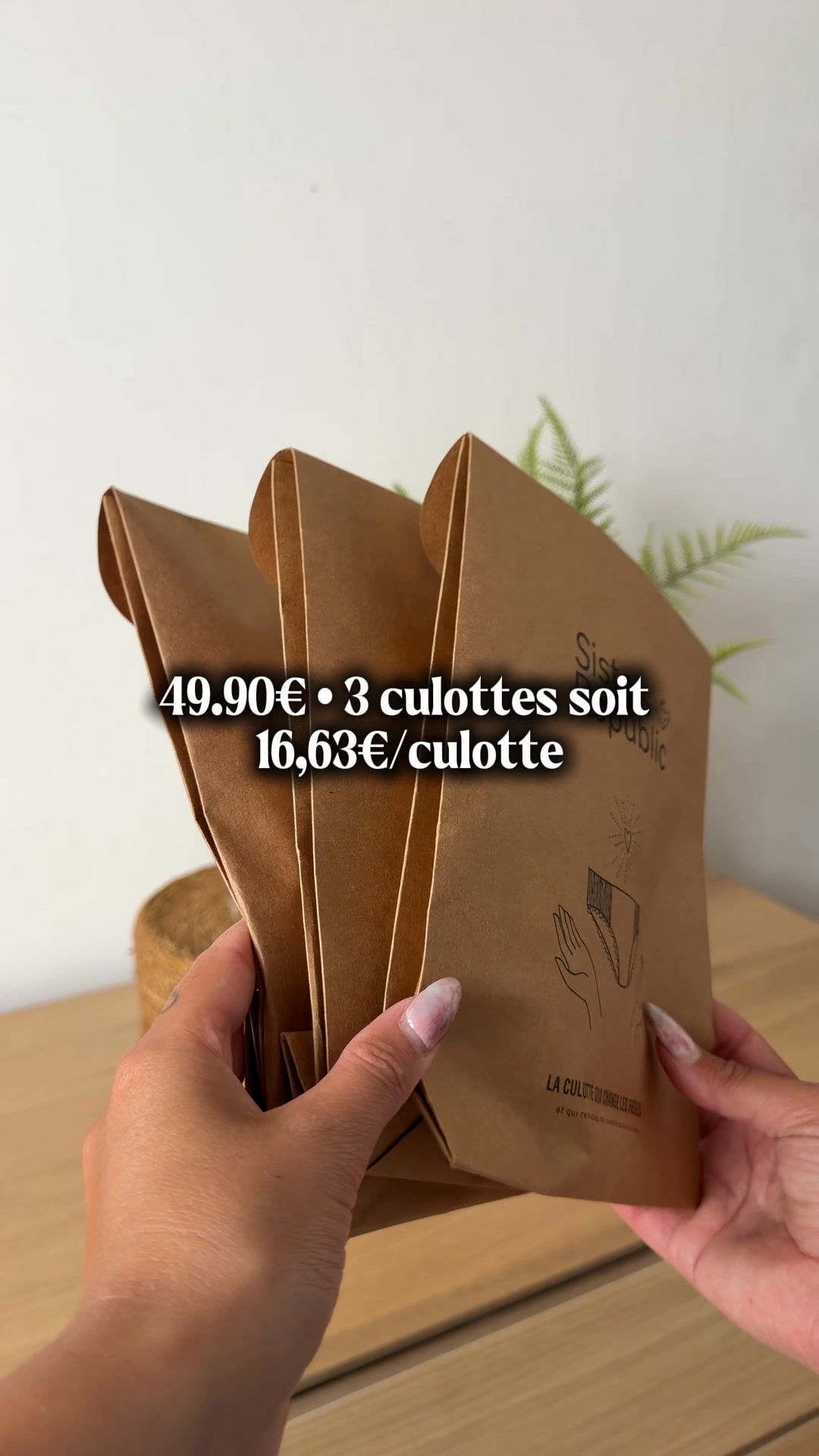 19,9€ à l'unité ou 49,9€ les 3 culottes
