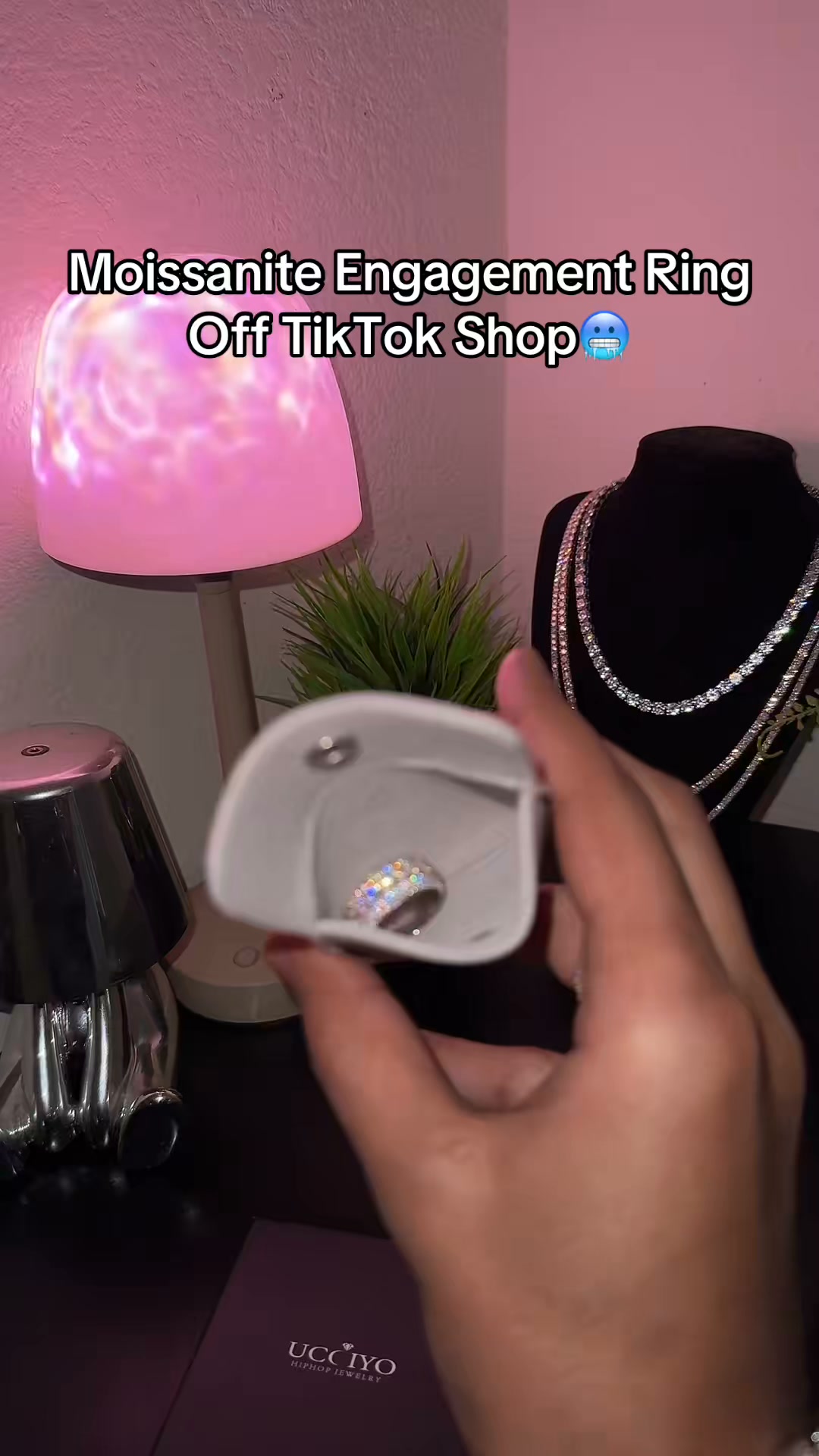FLASH SALES UP TO 50%
