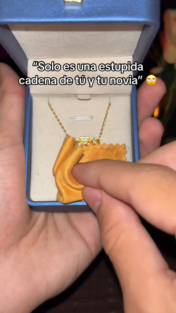¡55% DE DESCUENTO! Collar de proyección de cámara personalizado