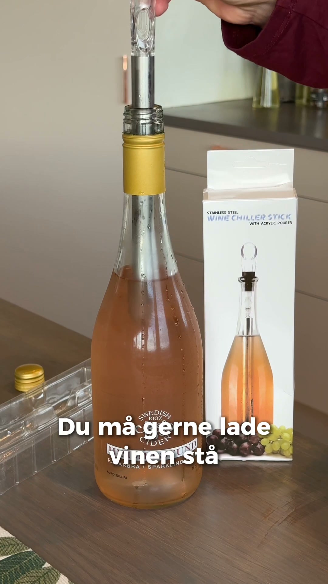 Sig godnat i ro. Vinen er stadig kold.