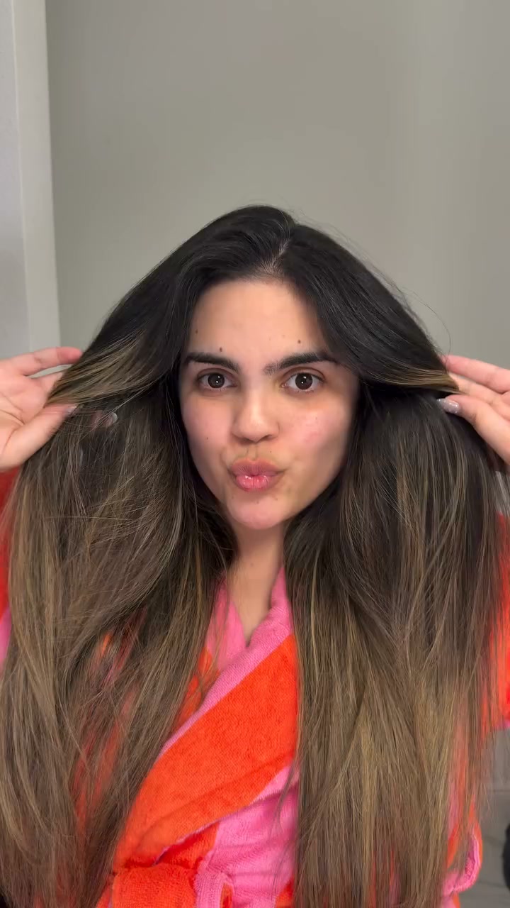 DETÉN LA CAÍDA. CUIDA TU CABELLO DESDE LA RAÍZ.
