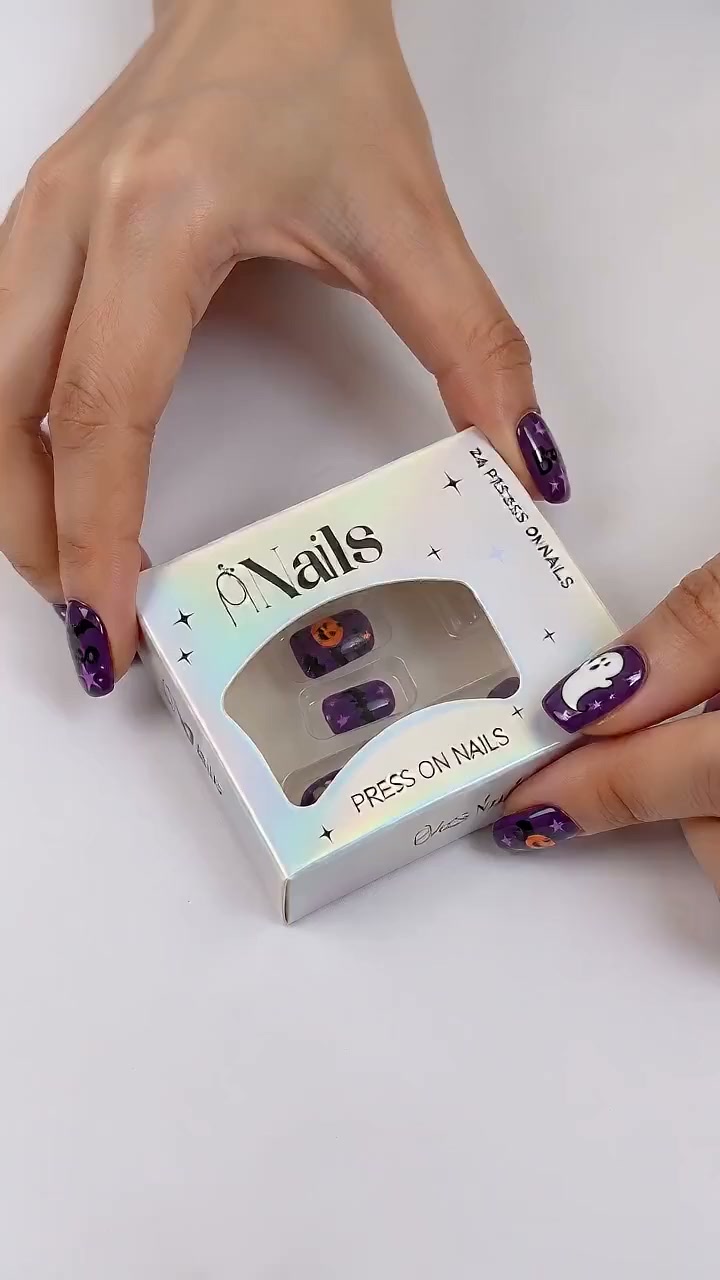 Spooky Halloween Press-Ons | 24 Pcs Set