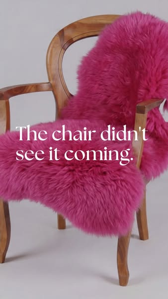 Single sheepskin in Fuchsia